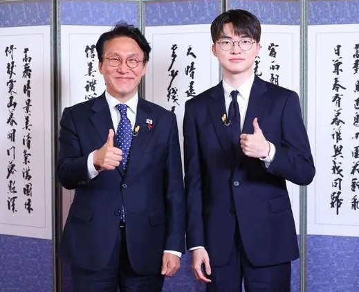 Faker:阅读让思想更广阔,每年一般看20本书